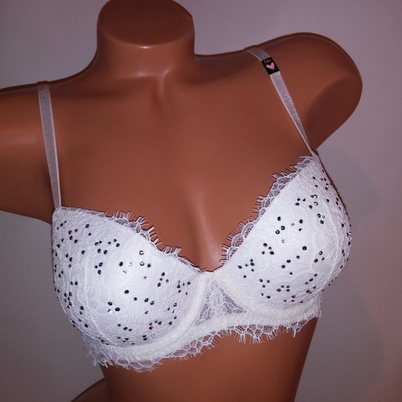 Victoria Secret Bra - Picture 2 of 9